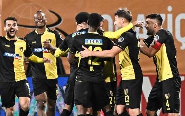 Coupe de Turquie : Istanbulspor AS de David Sambissa écrase Sariyer et file au tour suivant