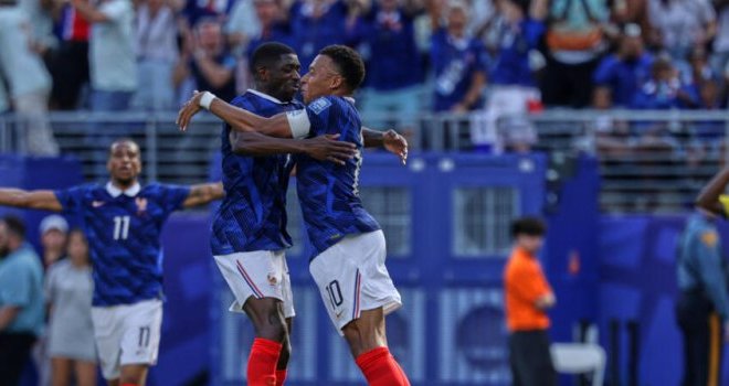 Mondial 2026 : Mbappé en patron, la France écarte la Suède et file vers le Paraguay
Mondial 2026 : Mbappé en patron, la France écarte la Suède et file vers le Paraguay